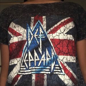 Def Leppard band tee